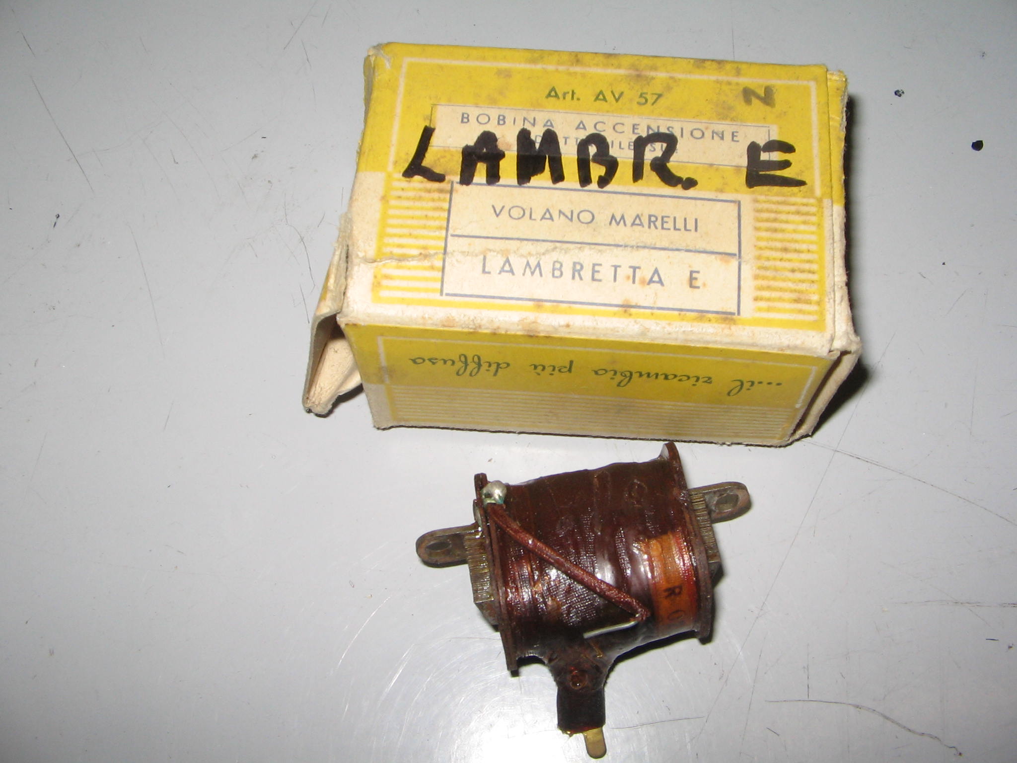 BOBINA LAMBRETTA.E--N.6064